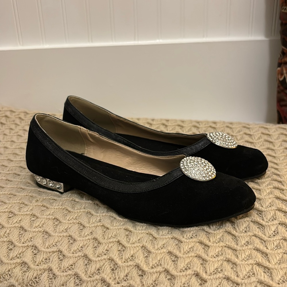 CUSHION WALK by AVON Black Flats w/Jeweled Heels